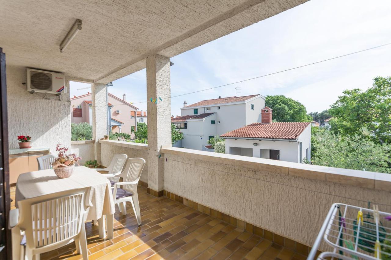 Apartman Zvjezda Biograd Na Moru Exteriör bild