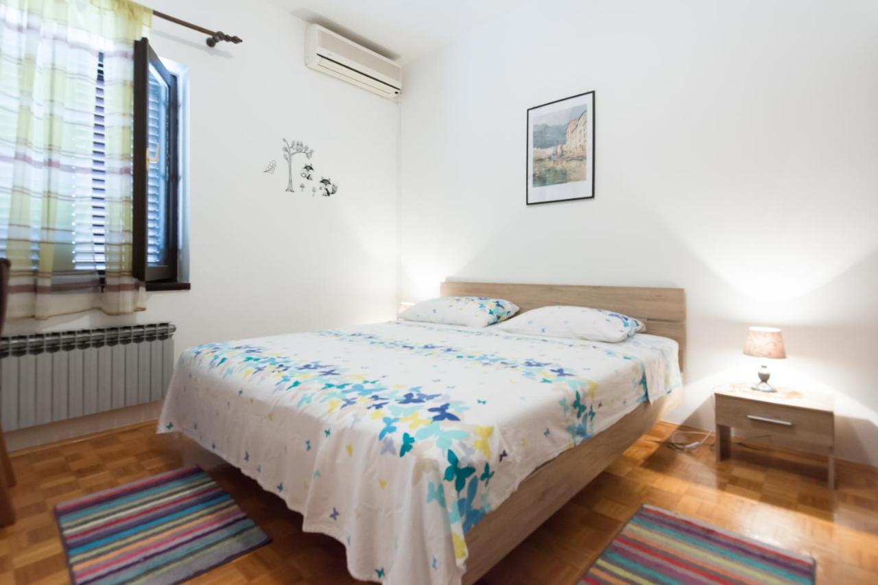 Apartman Zvjezda Biograd Na Moru Exteriör bild