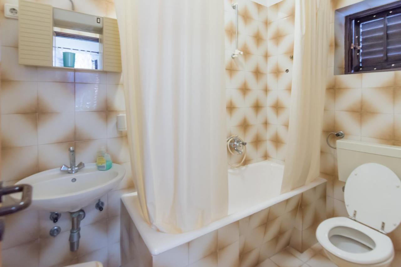 Apartman Zvjezda Biograd Na Moru Exteriör bild